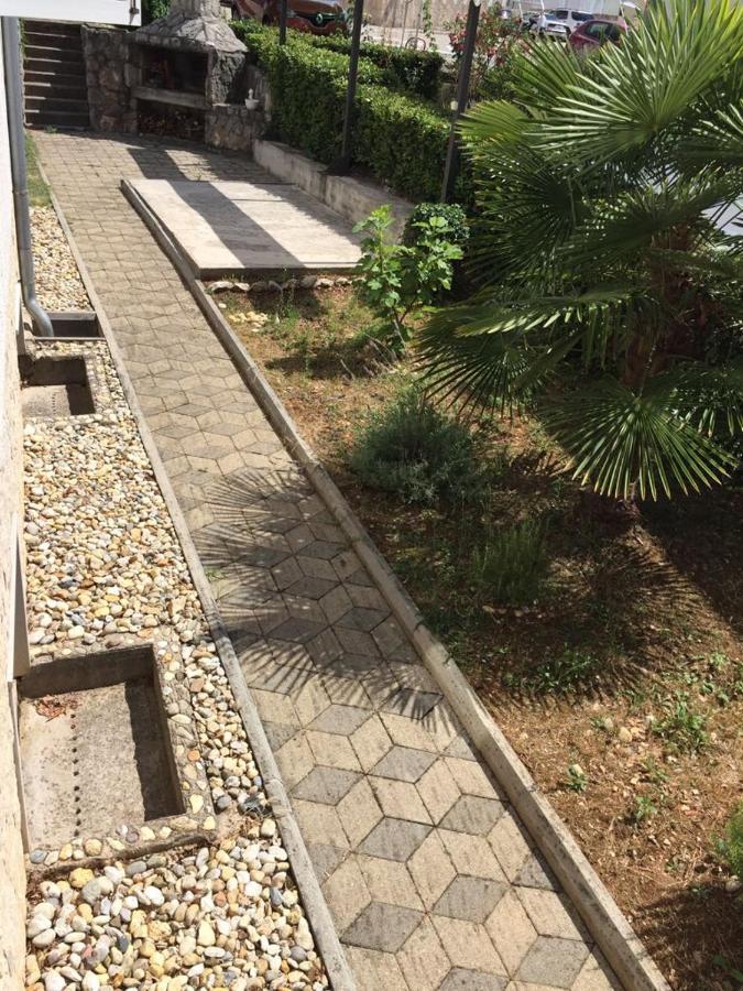 מאלינסקה Apartmani Ana מראה חיצוני תמונה