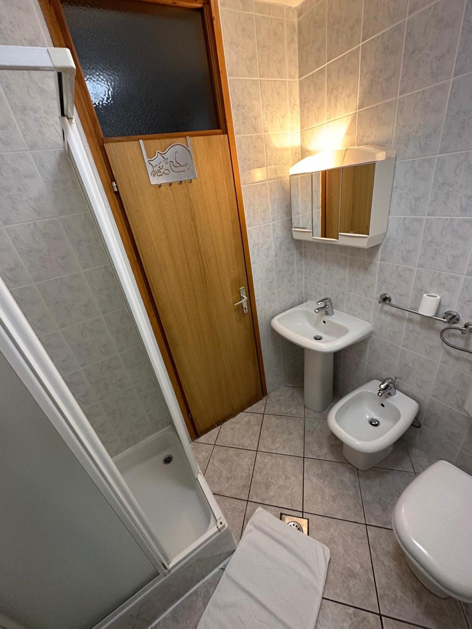 מאלינסקה Apartmani Ana מראה חיצוני תמונה